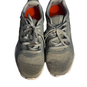 Reebok Memory Tech Cross Trainer Size 7